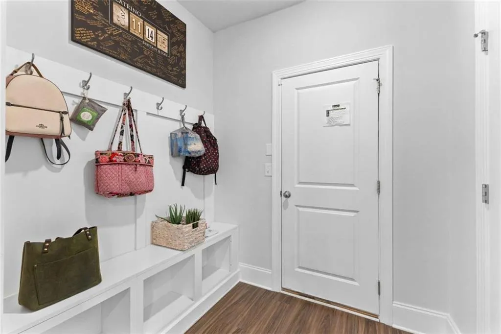 Peachtree City, Georgia 30269, United States, 5 Bedrooms Bedrooms, ,3 BathroomsBathrooms,Residential,Active,136498