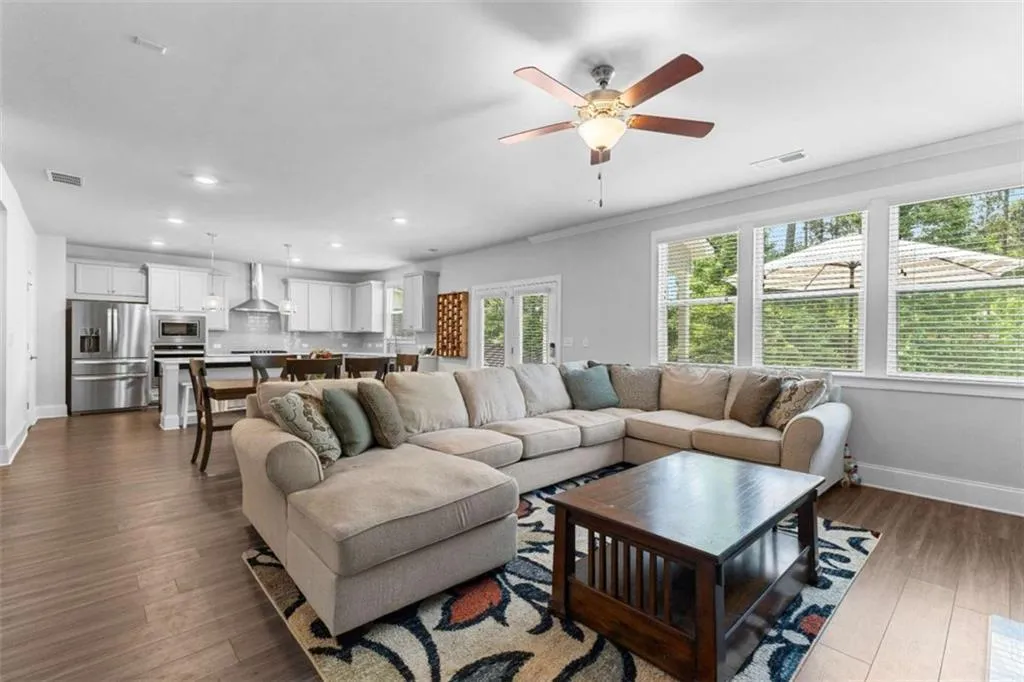 Peachtree City, Georgia 30269, United States, 5 Bedrooms Bedrooms, ,3 BathroomsBathrooms,Residential,Active,136498