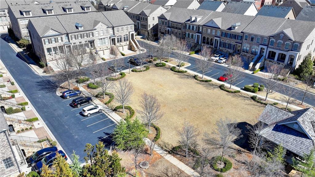 Cobblestone Manor - Residential