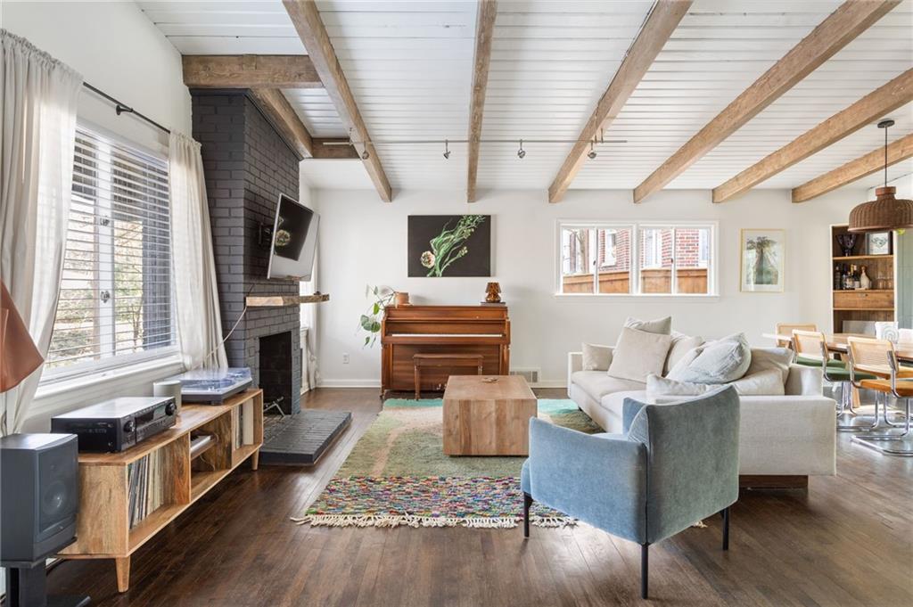 1746 E Clifton Road NE