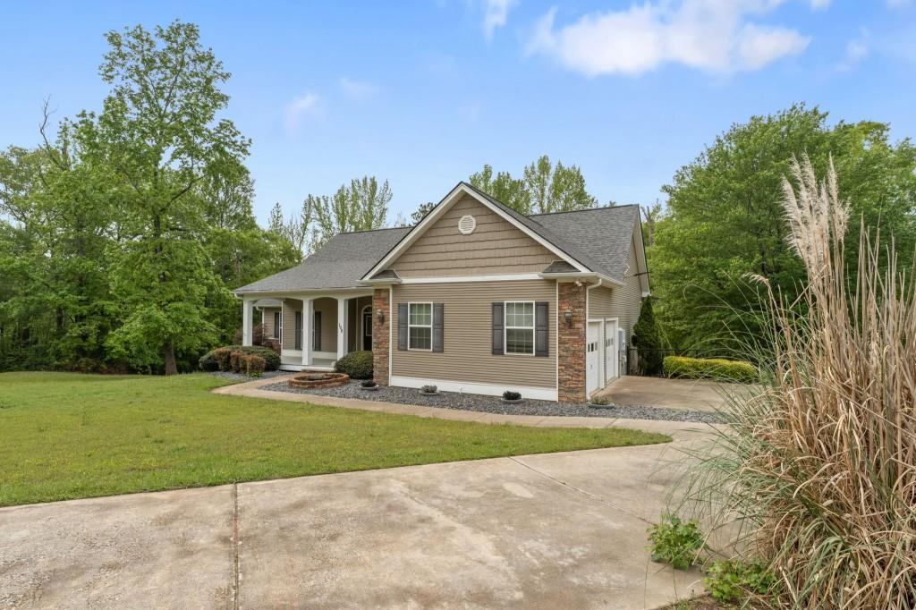 109 J O Simmons Path, Douglasville, Georgia image 3