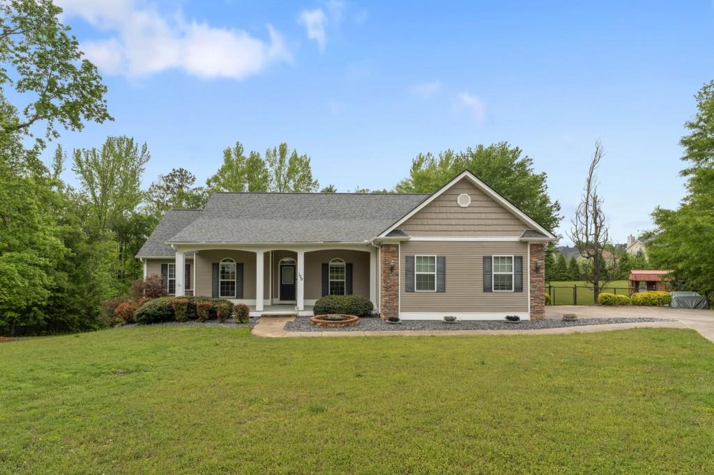 109 J O Simmons Path, Douglasville, Georgia image 1