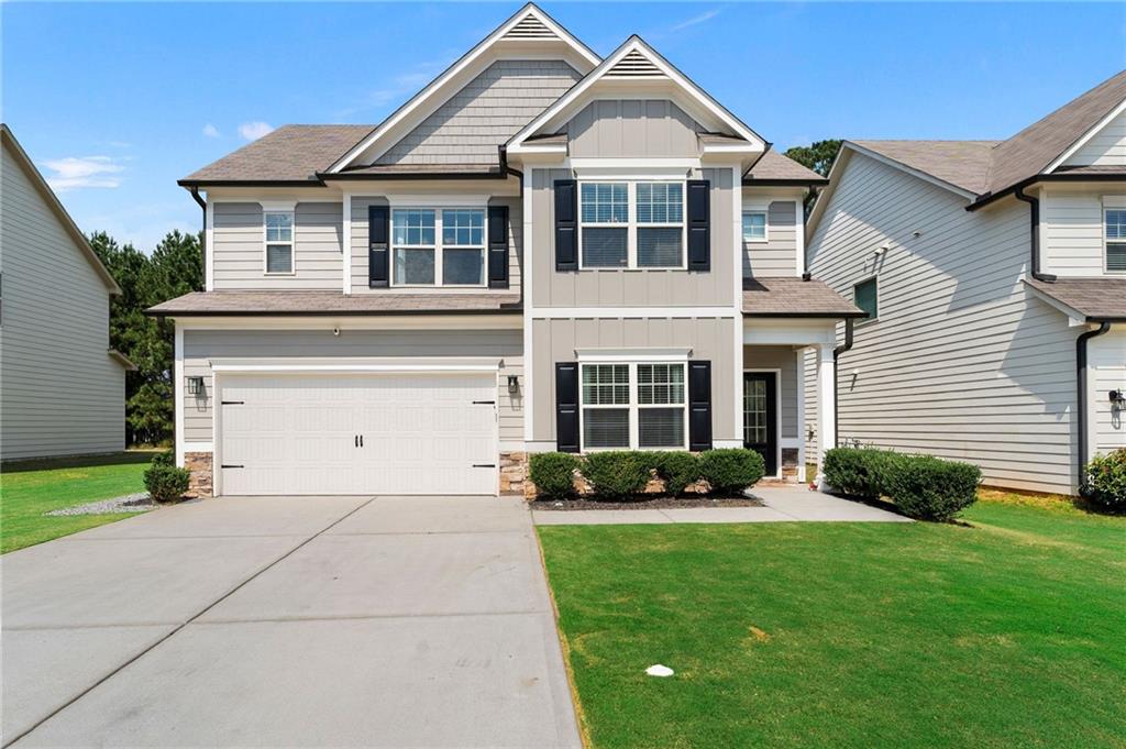 From its elegant interiors to its backyard retreat, this 4-bedroom, 2.5-bath home offers everything today’s buyer is searching for. With 2,370 square feet of living space, located in the Park at Cedarcrest community and the sought-after North Paulding High School District, this property blends comfort, convenience, and style.
The inviting open floor plan is filled with natural light and features hardwood floors throughout, fresh interior and exterior paint, and new fixtures. At the heart of the home, the gourmet kitchen is equipped with granite countertops, stainless steel appliances, and newer dishwasher, creating the perfect space to cook, entertain, and gather with family and friends.
Step outside to your own private oasis. The large fenced backyard has been transformed with professional landscaping, new sod, and a stunning heated gunite in-ground pool. A covered patio and generous outdoor living space make it easy to relax or host guests year-round.
Every detail has been carefully considered, from the epoxy-finished garage flooring to the newer HVAC system, ensuring both comfort and peace of mind. With its prime location close to shopping, parks, golf, and schools, this home truly has it all.
Don’t miss the chance to make this exceptional property yours.