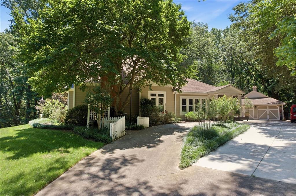 1042 Bailey Road