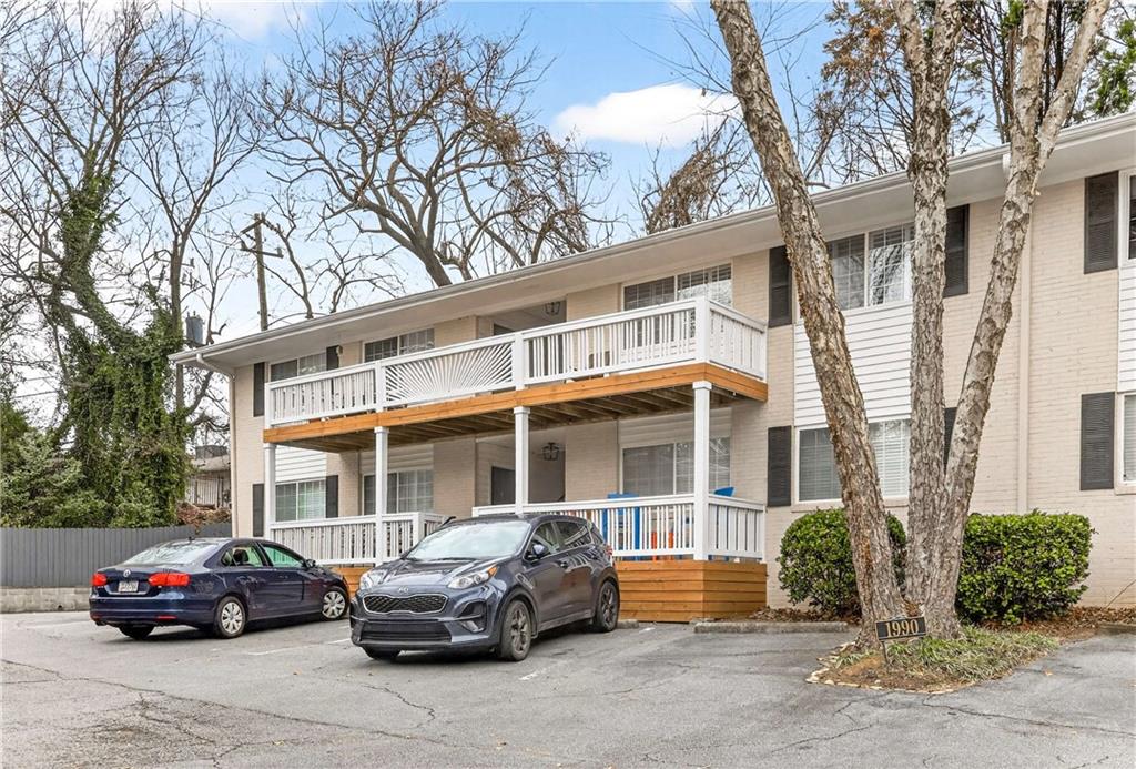 1990 Wellbourne Drive NE 7