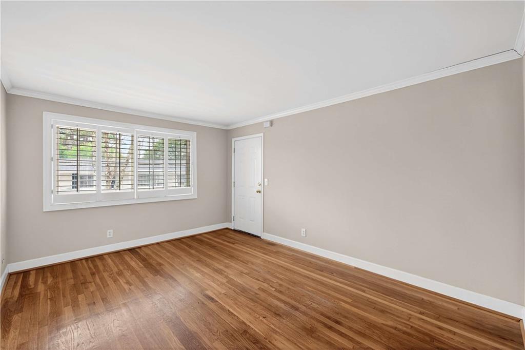 1990 Wellbourne Drive NE 7