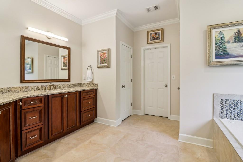 12645 Morningpark Circle, Alpharetta, Georgia image 40