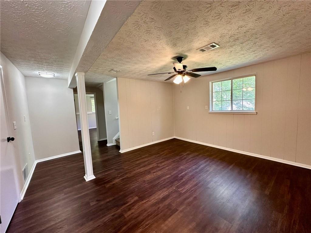 3414 Dearwood Drive, Lilburn, Georgia image 27