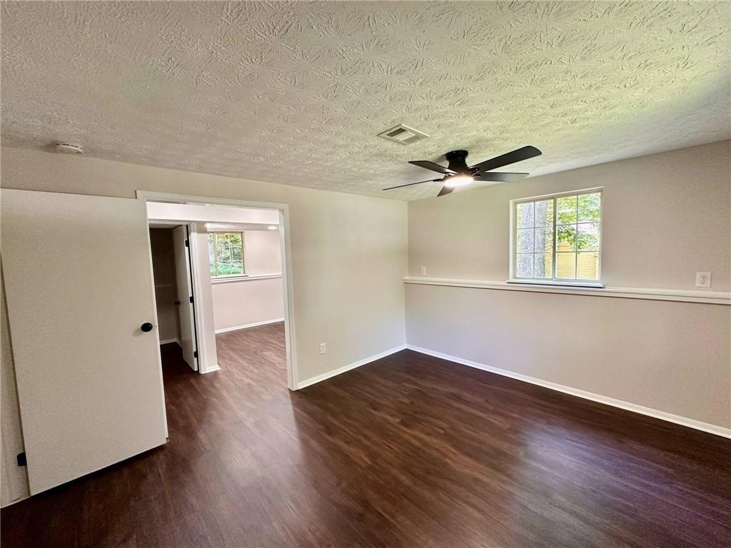 3414 Dearwood Drive, Lilburn, Georgia image 29