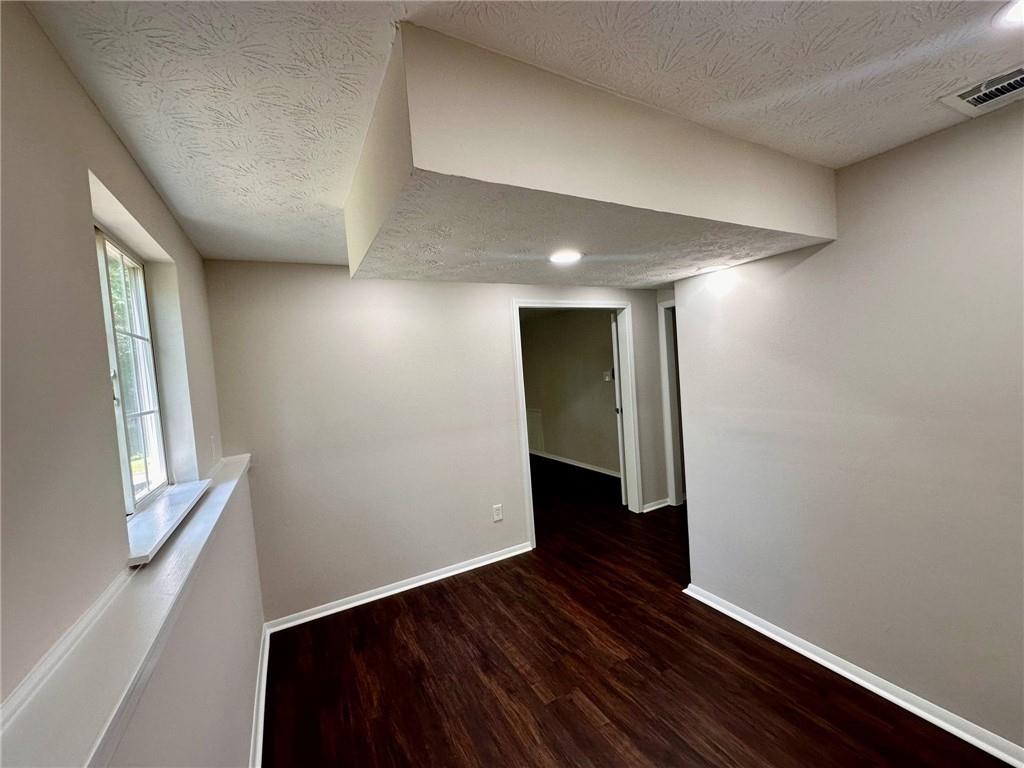3414 Dearwood Drive, Lilburn, Georgia image 37
