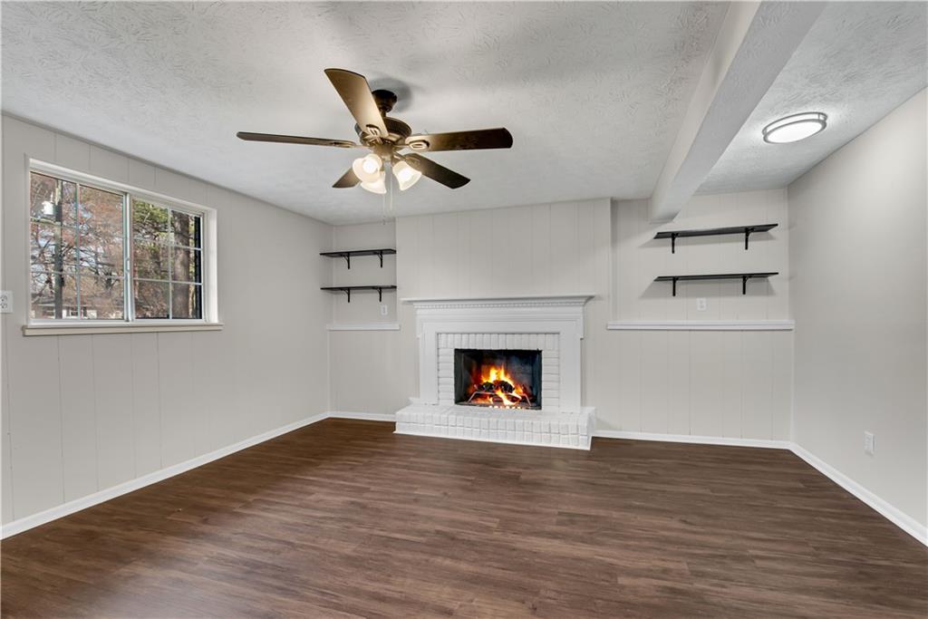 3414 Dearwood Drive, Lilburn, Georgia image 22
