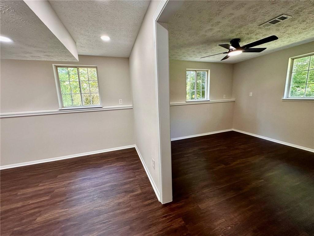 3414 Dearwood Drive, Lilburn, Georgia image 36