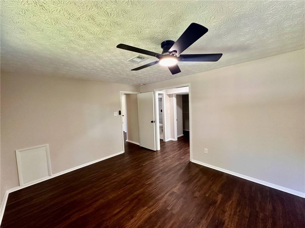 3414 Dearwood Drive, Lilburn, Georgia image 30