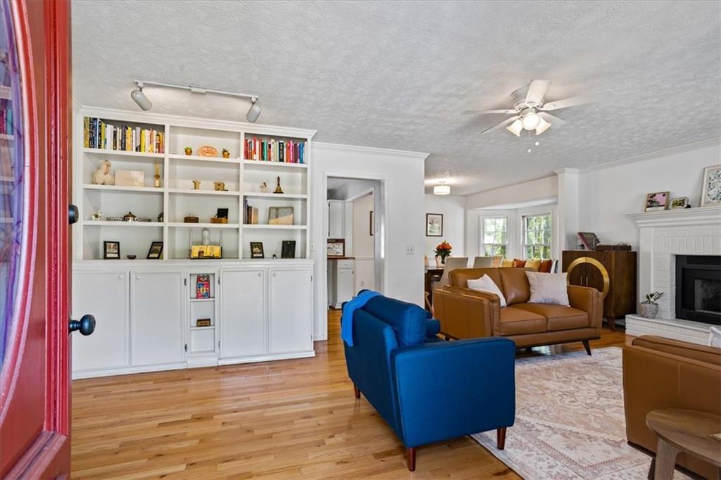 2849 Fenton Place, Snellville, Georgia image 2