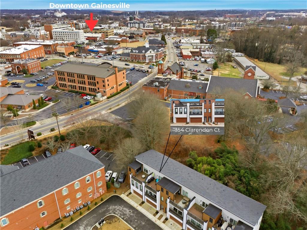 354 Clarendon Court SE