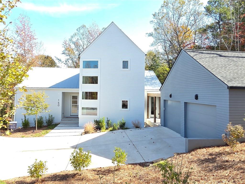 160 Cedarwood Lane
