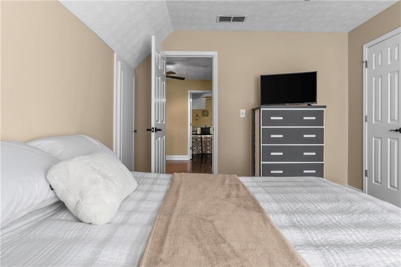 212 Lakeview Drive, Newborn, Georgia image 28