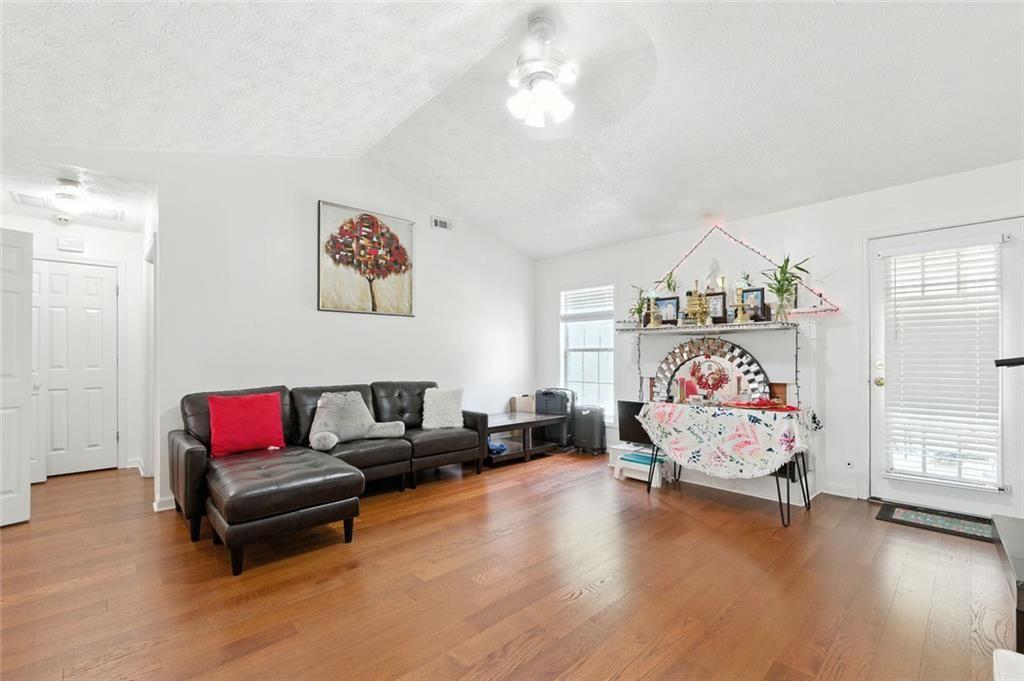 4375 Hopkins Run Drive