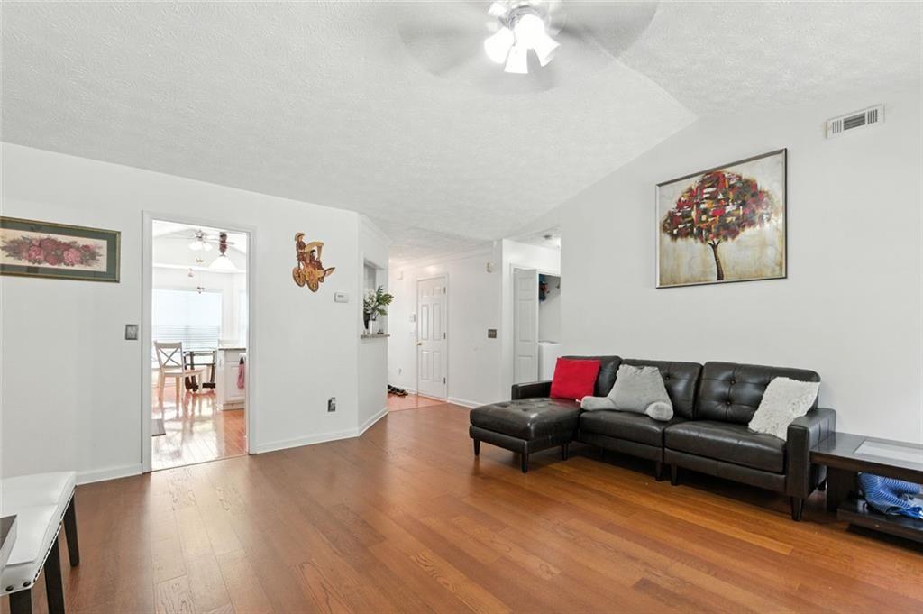 4375 Hopkins Run Drive