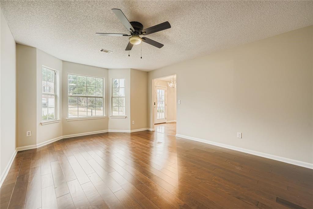 6987 Dalehollow Drive