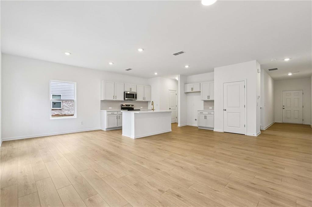 6728 Armonia Drive SW