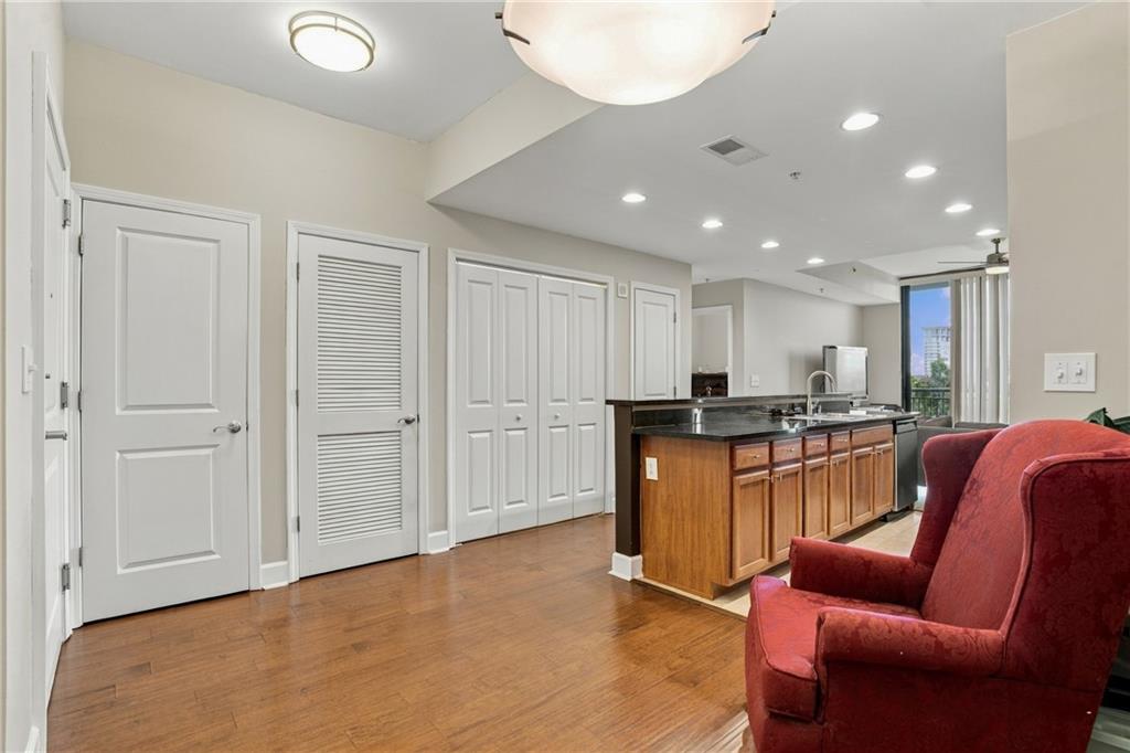 3040 Peachtree Road NW 708