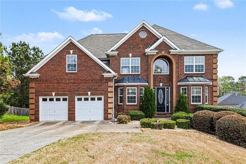 Homes For Sale - 515 Gracelyn Court<br/> Atlanta, GA 30331