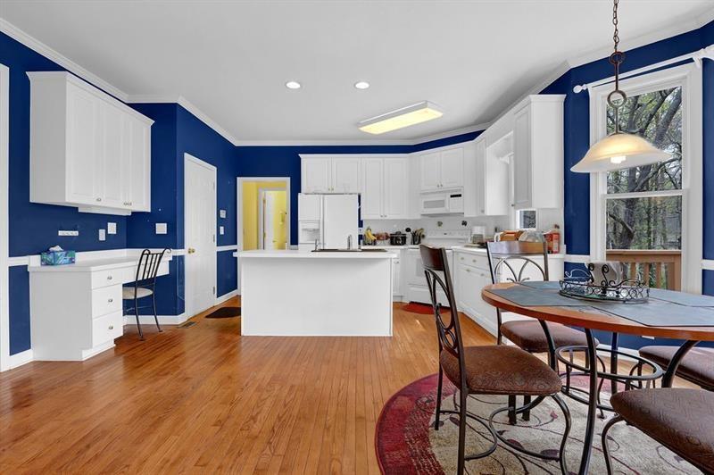 1826 Lone Oak Court
