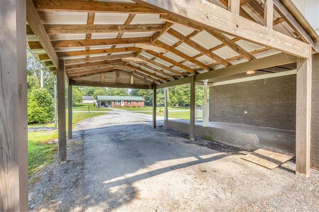 129 Green Meadow Lane