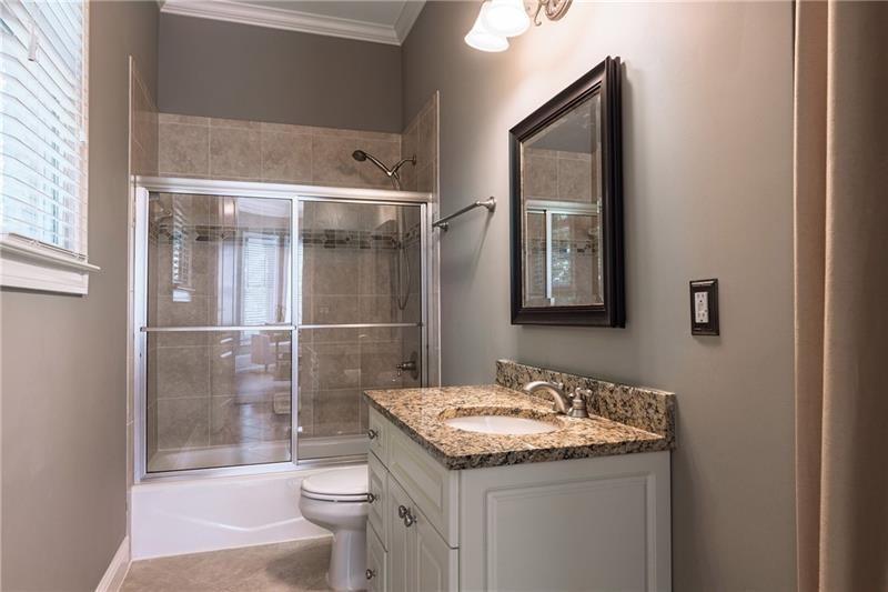 3680 Milton Park Drive, Alpharetta, Georgia image 9