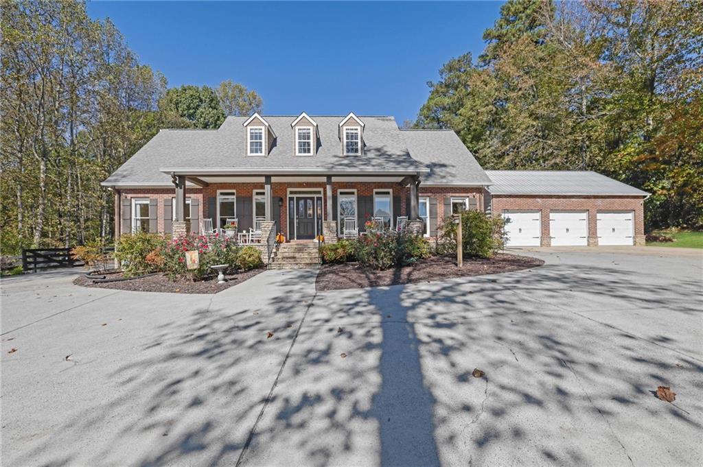 2325 Mountain Road