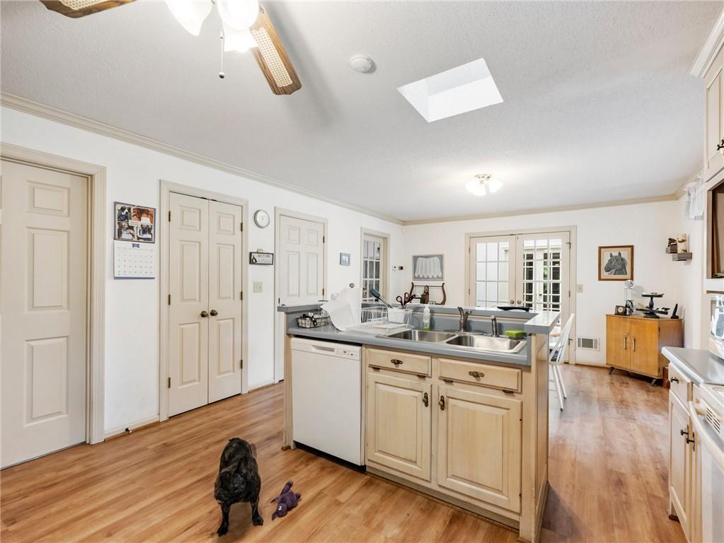 1334 Criswell Road SE