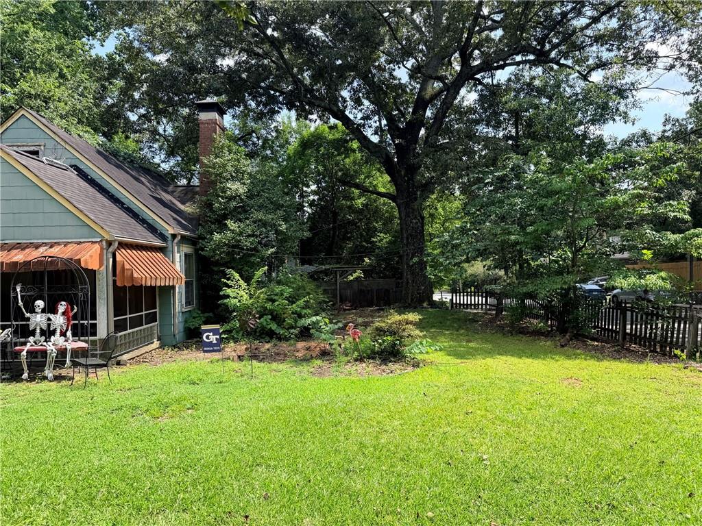 507 E Lake Drive