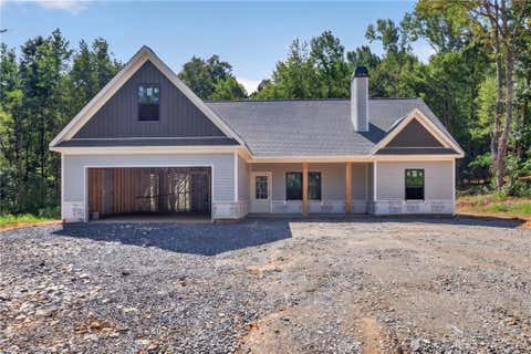 Homes For Sale - 339 Relay Road<br/> Silver Creek, GA 30173