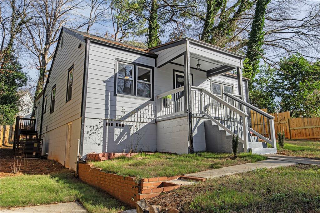 430 Wilkinson Drive SE