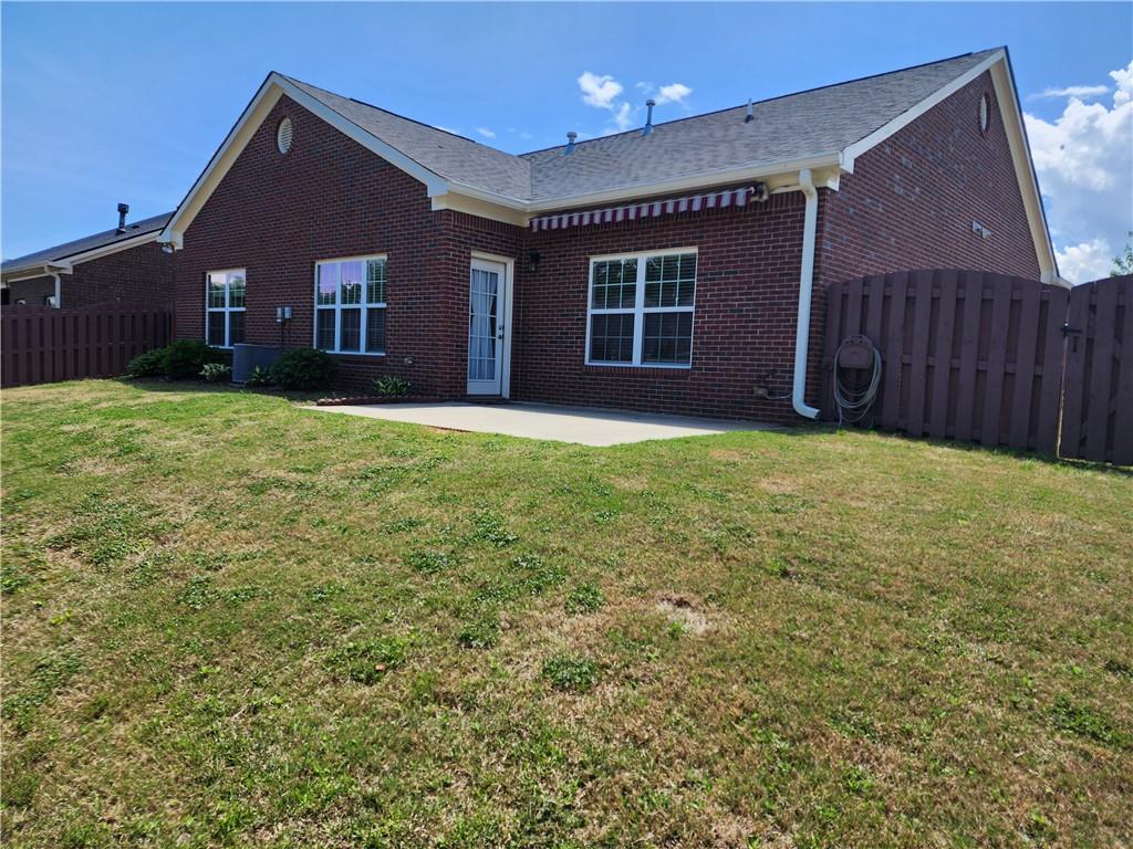 1705 Rolling View Drive