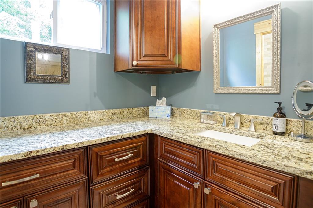 4075 Fincher Drive, Gainesville, Georgia image 34