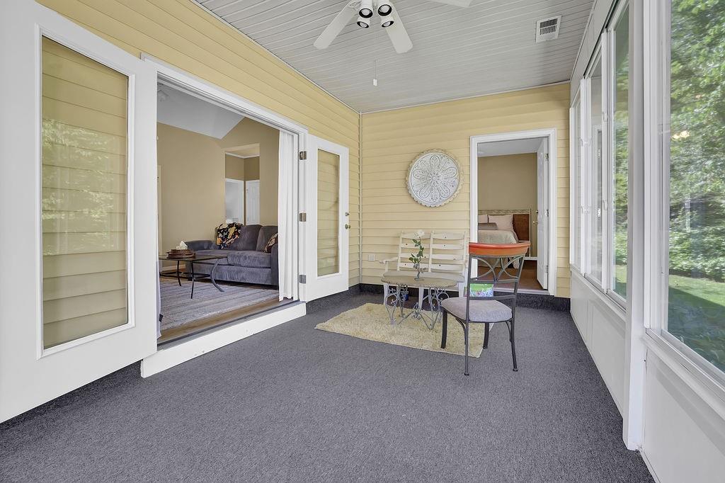 BREEZECREST - Residential