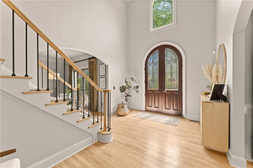 355 Hurst Bourne Lane