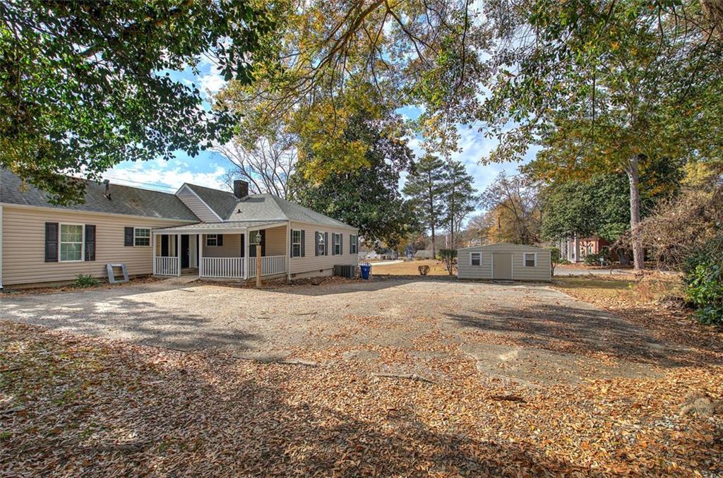 361 W Memorial Drive