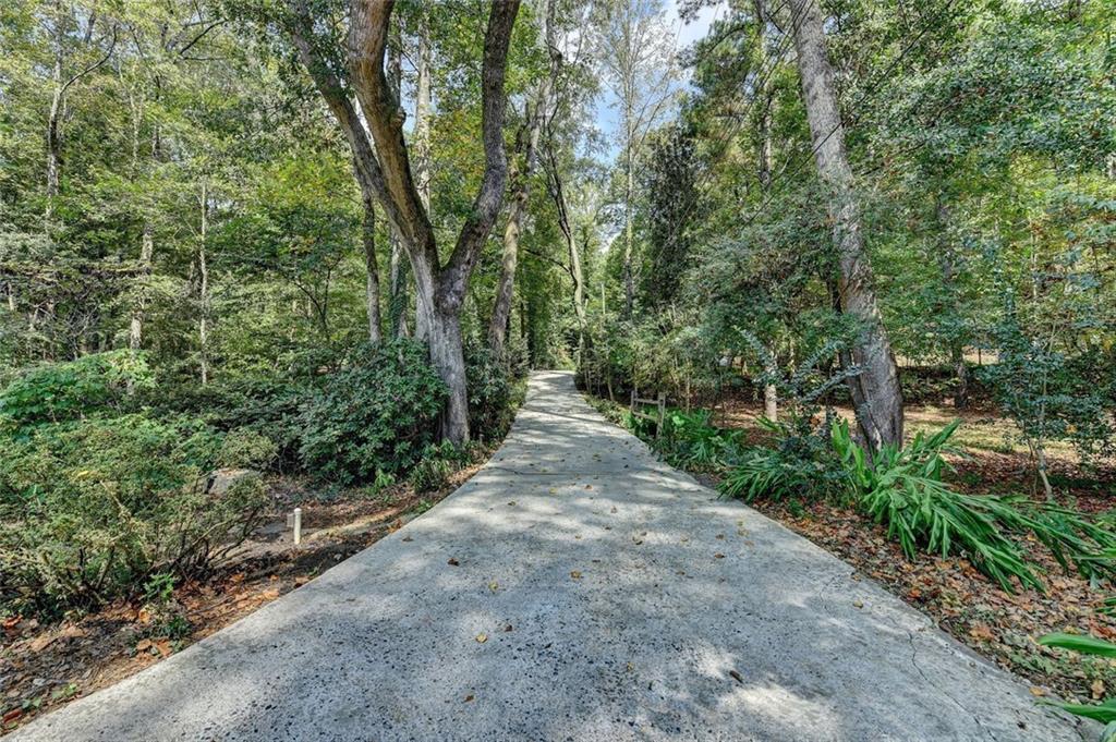 1785 Riverside Road