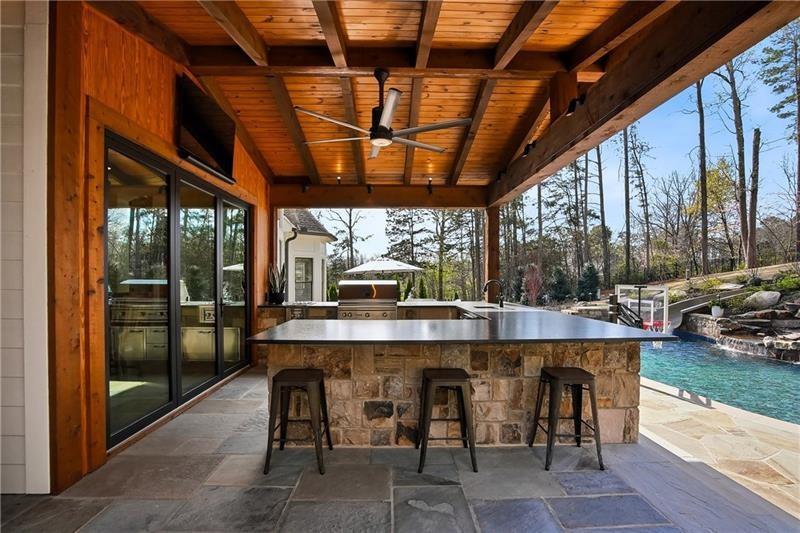 1190 Hillside Green Way