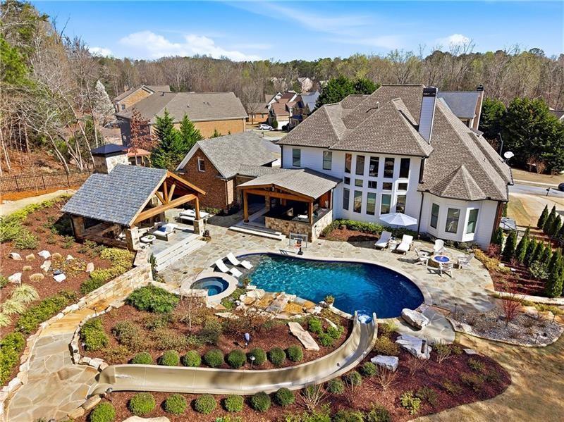 1190 Hillside Green Way