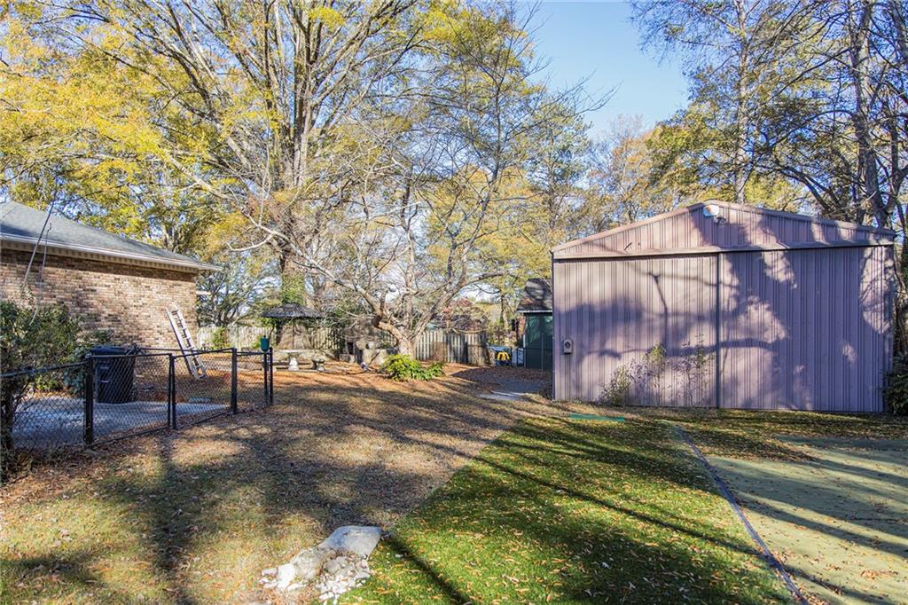 19 Greenbriar Lane SE