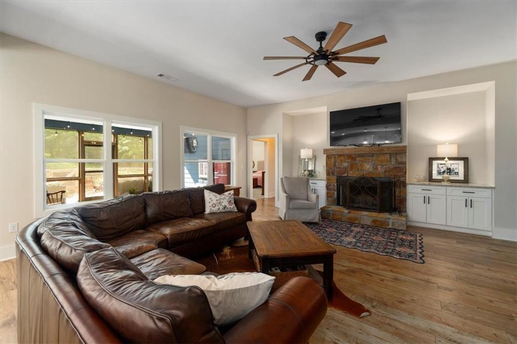 1056 Riverstone Drive, Social Circle, Georgia image 8