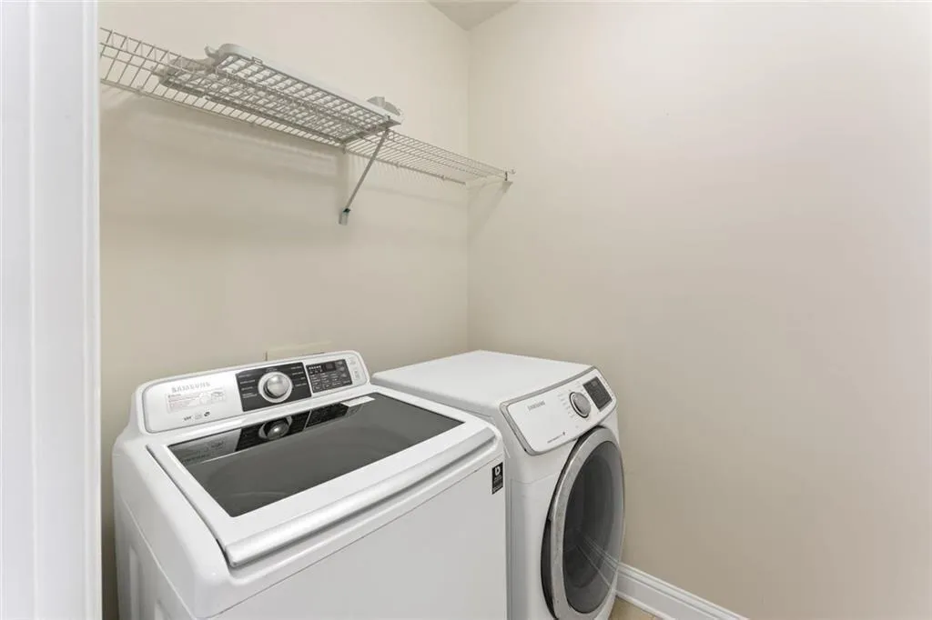 Smyrna, Georgia 30082, United States, 3 Bedrooms Bedrooms, ,4 BathroomsBathrooms,Residential,Active,126989