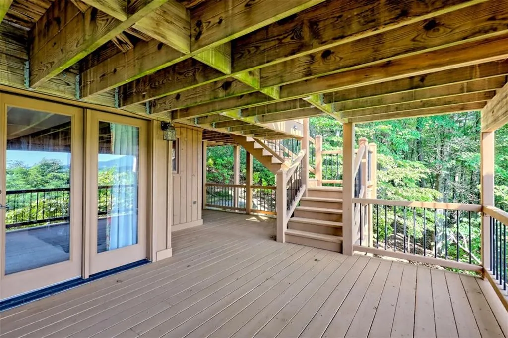 Sautee Nacoochee, Georgia 30571, United States, 3 Bedrooms Bedrooms, ,2 BathroomsBathrooms,Residential,Active,131851