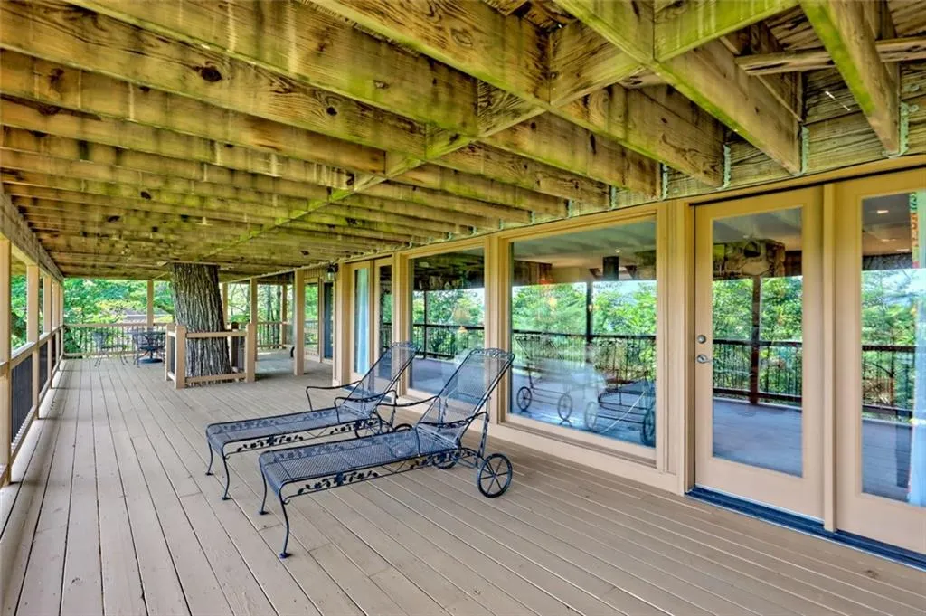 Sautee Nacoochee, Georgia 30571, United States, 3 Bedrooms Bedrooms, ,2 BathroomsBathrooms,Residential,Active,131851