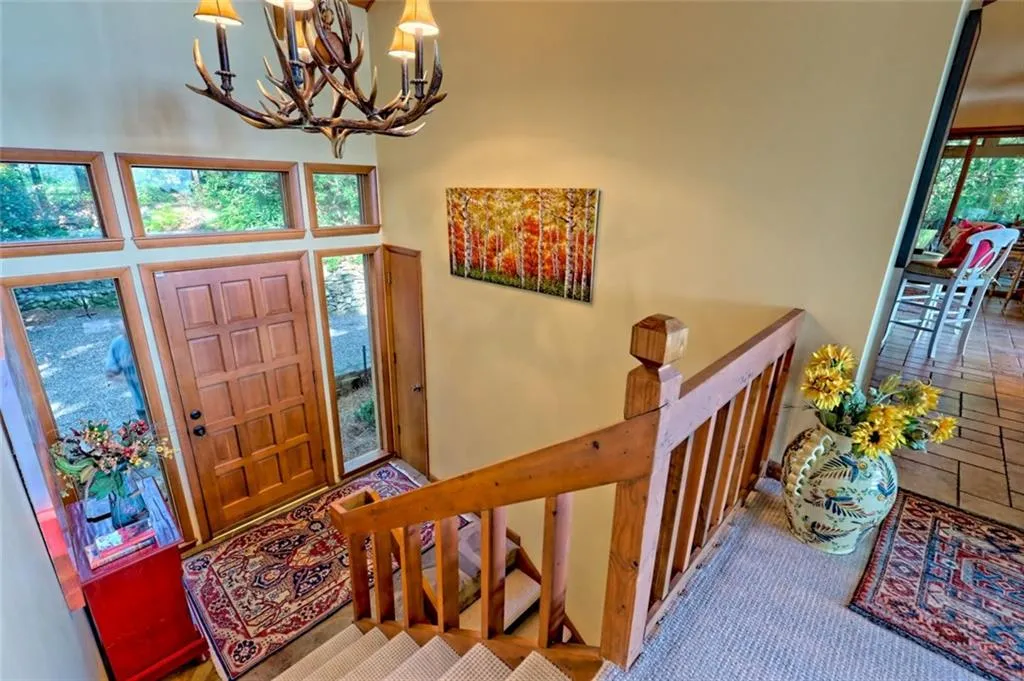 Sautee Nacoochee, Georgia 30571, United States, 3 Bedrooms Bedrooms, ,2 BathroomsBathrooms,Residential,Active,131851