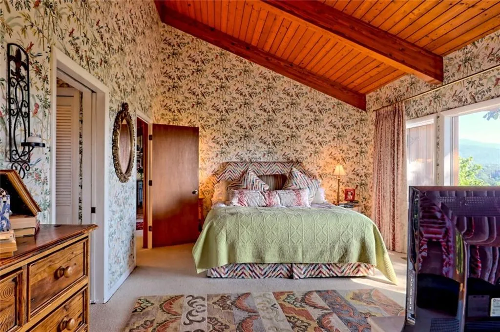 Sautee Nacoochee, Georgia 30571, United States, 3 Bedrooms Bedrooms, ,2 BathroomsBathrooms,Residential,Active,131851